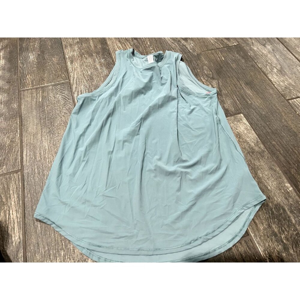 NWT SPANX "GO LIGHTLY" TANK- M